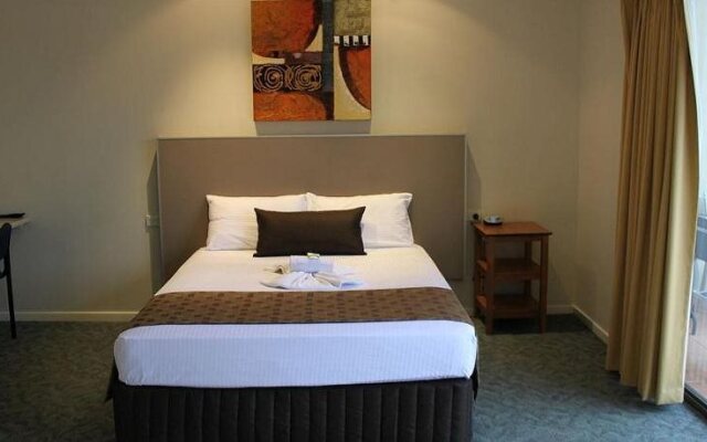 Emerald Executive Apartments