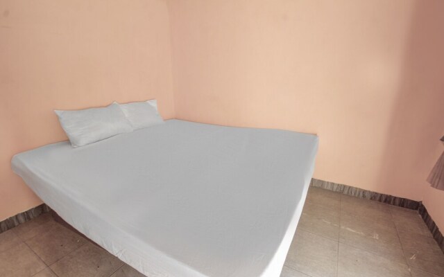 OYO Life 92846 Kost Putra Griya Eka