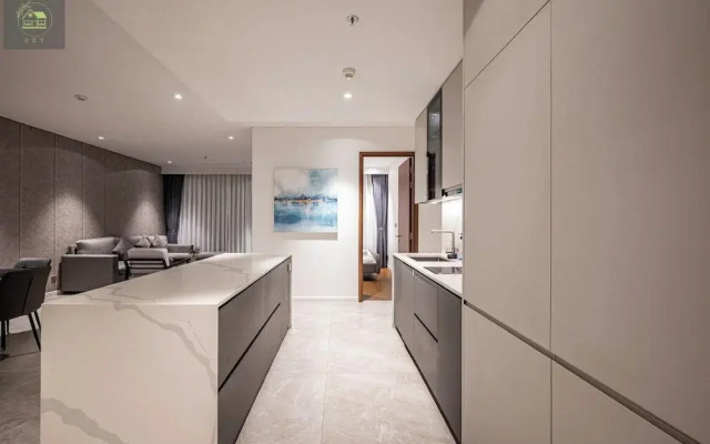 Metropole Thu Thiem Skyline Apartment