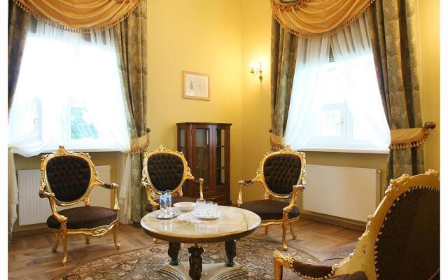 Palac Lochow