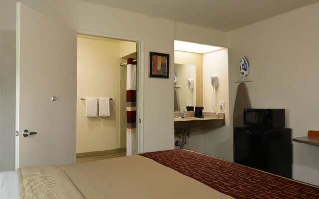 Red Roof Inn San Dimas - Fairplex