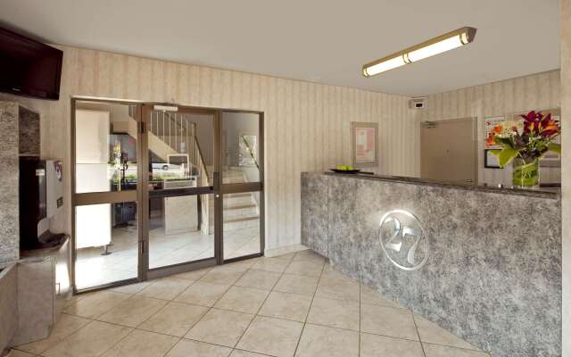 Canadas Best Value Inn Toronto