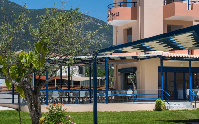 Akroyiali Resort