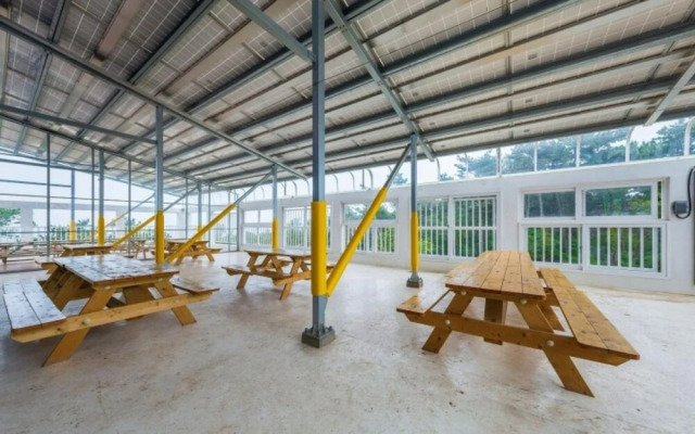 Daebudo (Yeongheungdo) Sun Pension