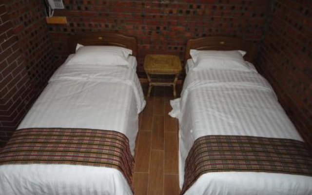 Nan Bwe- The Vibe Hostel