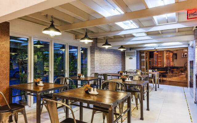 At Hua Lamphong Hotel - Hostel