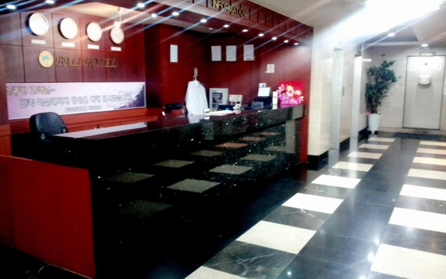 Bali Tourist Hotel