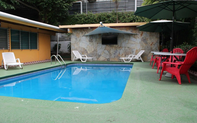 Hostal Cocos Inn