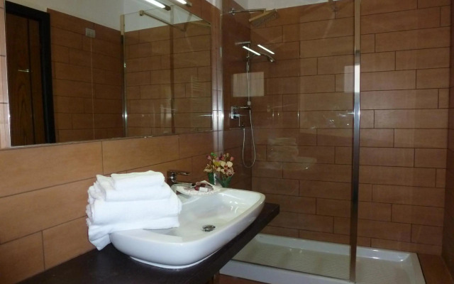 E H Suites Rome Airport
