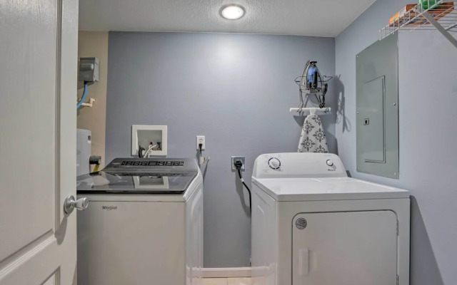 < 1 Mi to Marina: Family-friendly Osage Beach Home