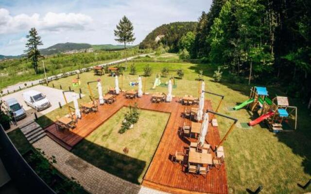 Piatra Pinului Ski Hotel & Spa