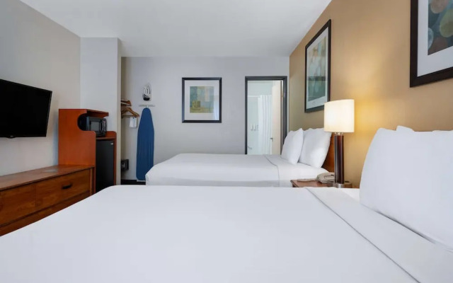 Days Inn By Wyndham Encinitas Moonlight Beach