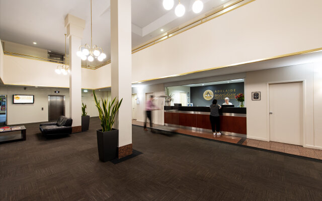 Comfort Hotel Adelaide Meridien