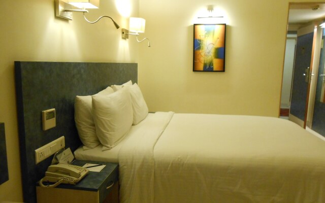 Lemon Tree Hotel, Pune