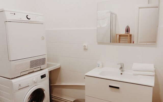 Aribau Cinema Apartamentos