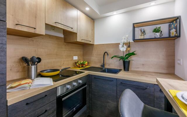 Colorful - Modern Apartments - SA1 Zuti
