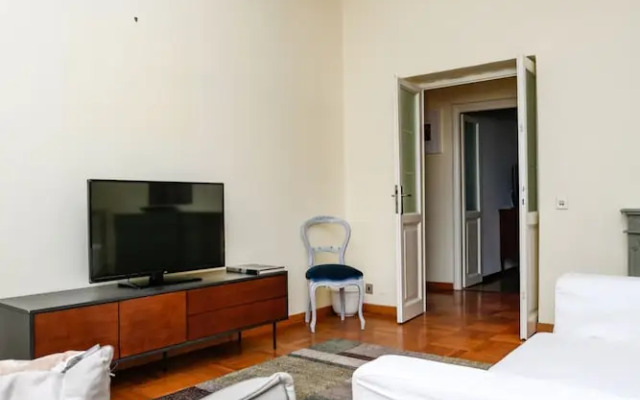 Wonder Vatican Family