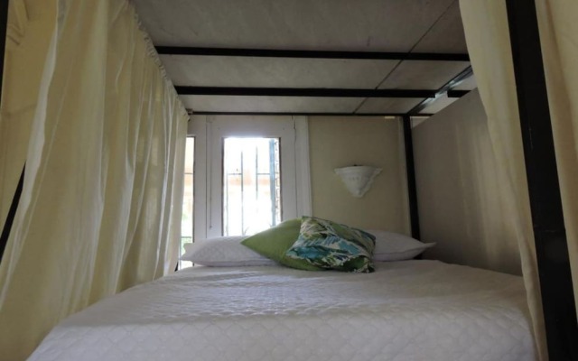 El Castillo Del Marquez