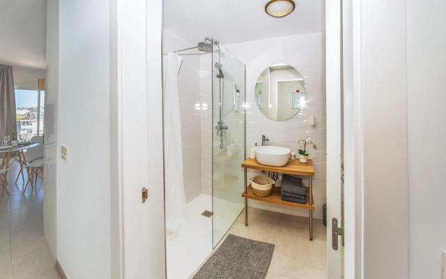 Luxury Senator Apartments