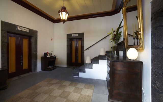 Solar da Glória ao Carmo