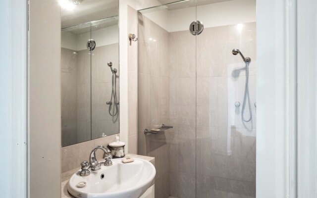 Roomerang at Parkside East 8
