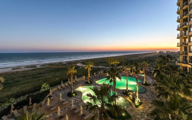 Palisade Palms Beachfront