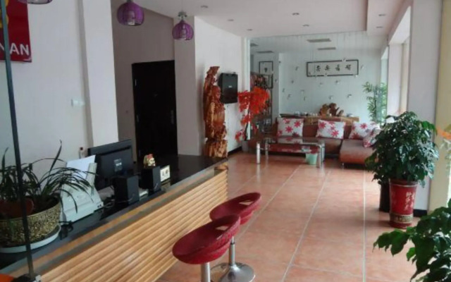 Dongnan Express Hotel