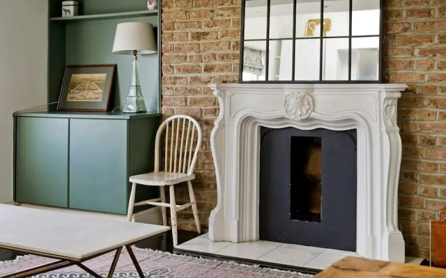 1 Bed Bohemian Loft Style Apt