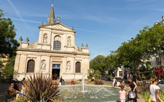 Hotel Le Cardinal Rueil Centre