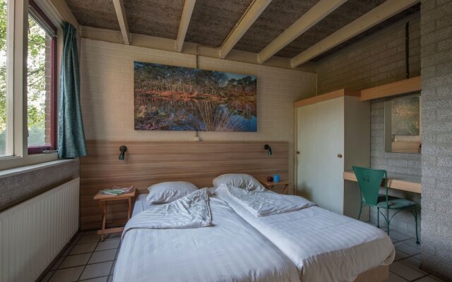 Well Furnished Bungalow With Microwave Near a Nature Reserve