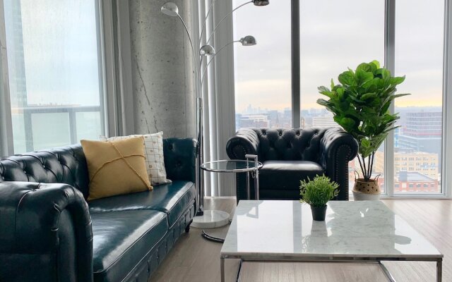 Luxury 2Bed 2Bath Corner Condo