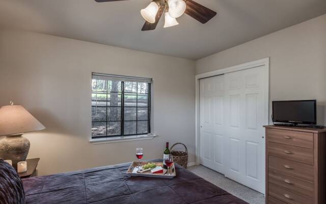 411alpinevillage100mtncb - Alpine Village Cabin #100