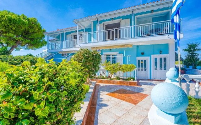 Stathis Rooms