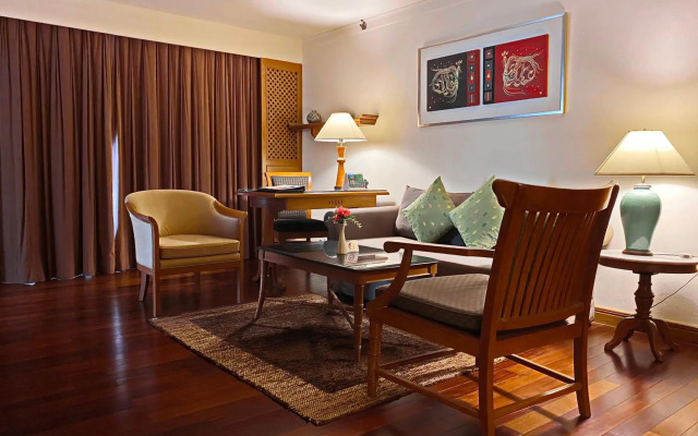 Silom Serene, a Boutique Hotel