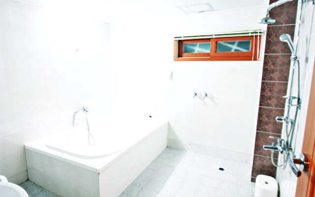 Gyeungju Ocean's Dream Pension