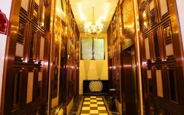 Longzhou Hotel (Tongliang Vocational College of Media)
