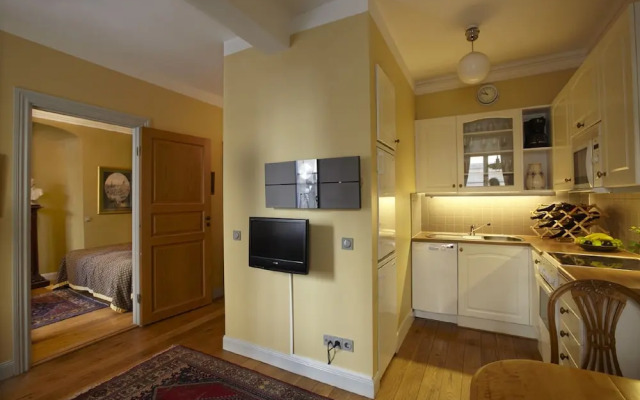 Collectors Victory Apartments