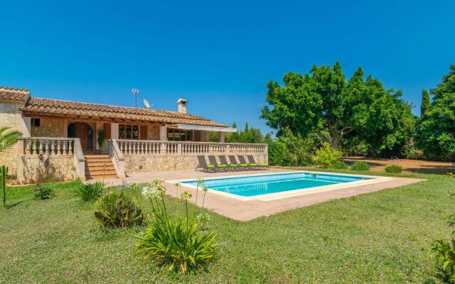 SON PAX Petit - Villa With Private Pool in Palma. Free Wifi