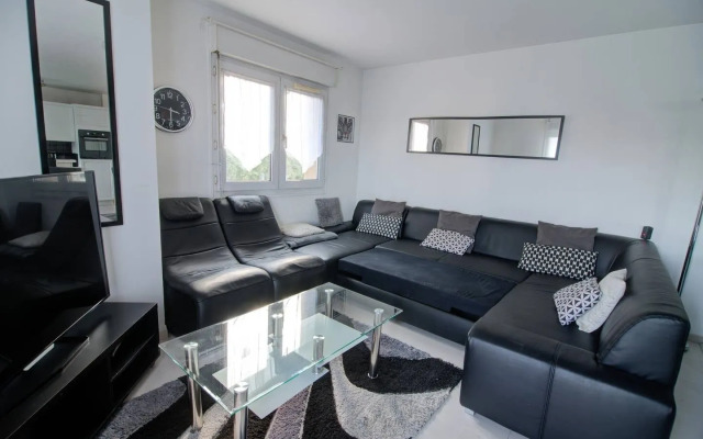 DESIGN APARTMENT Near GENEVA