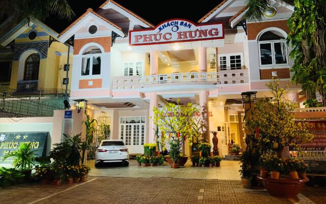 Phuc Hung Hotel 1