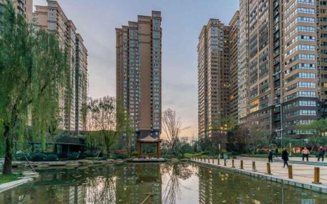 Xi'an Yanta·Zhangba North Road· Locals Apartment 00130800