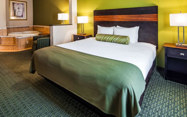 Best Western Plus Woodway Waco South Inn & Suites