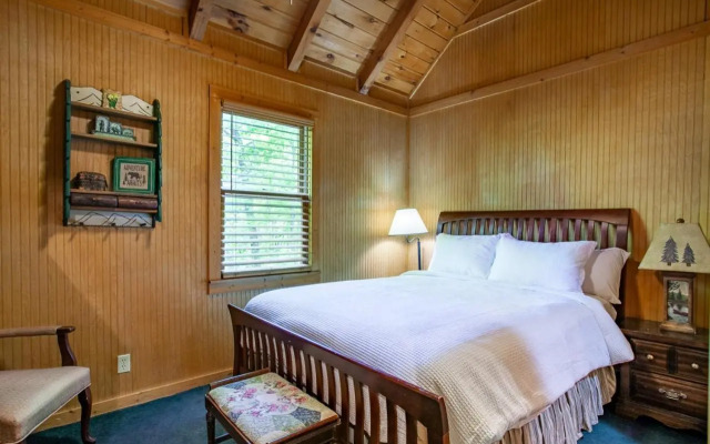 The Hartland - Hot Tub, Jacuzzi, Fireplace