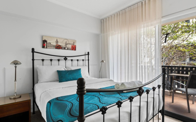 Central Brunswick Apartment Hotel – Guest Rooms – Brisbane