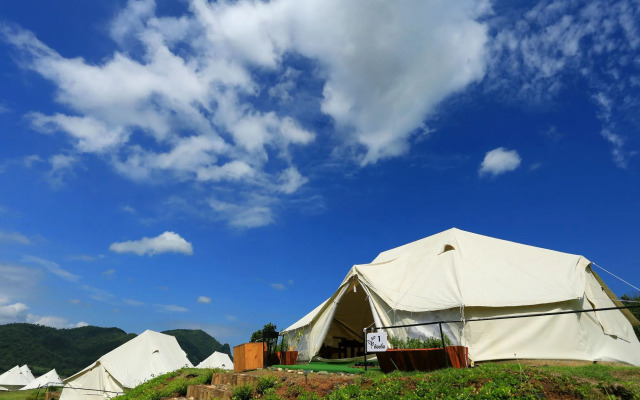 Chiangkhan River Green Hill