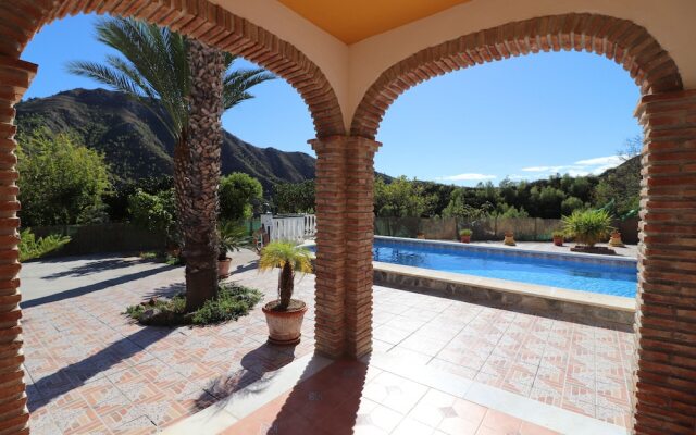 1142 Villa Castaño
