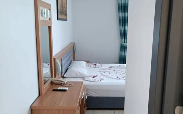 Wonder Life Hotel