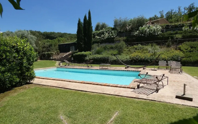 I Escape to Umbria, Quiet