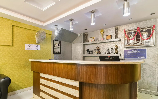 Flagship 74267 Hotel Maruthi Gandhi Park