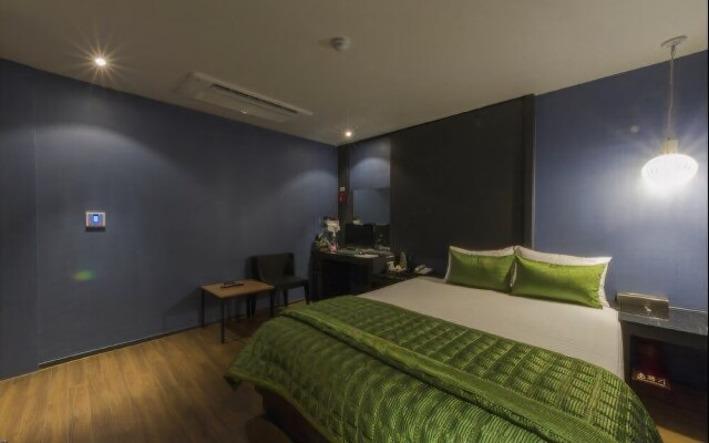 The Lazzi Hotel Dongnae